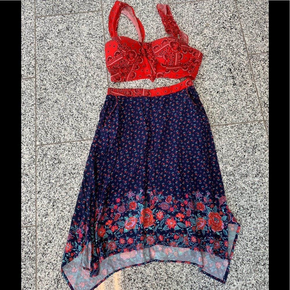 Crop top & Skirt set